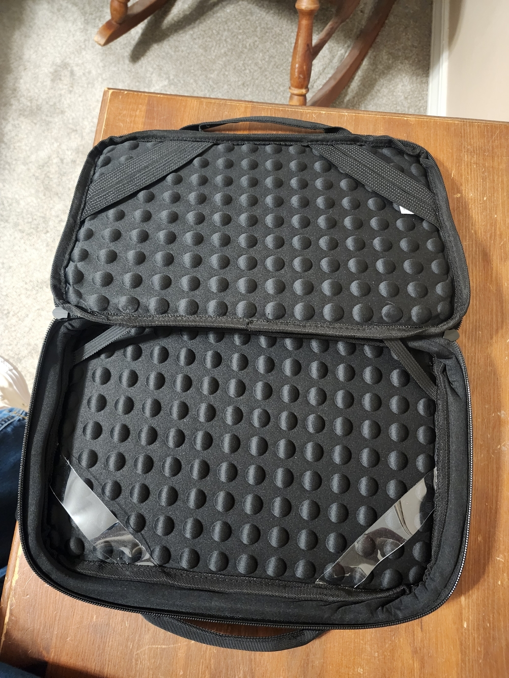 Black Men’s Padded Tech Organizer Bag